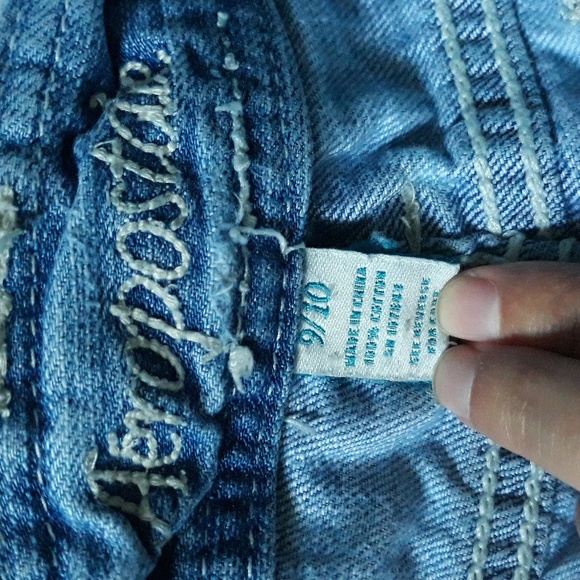 Aéropostale Distressed Jean Shorts - Picture 3 of 3
